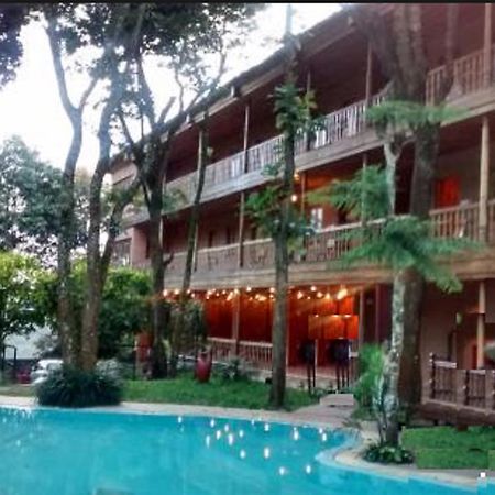 Готель Woods N Spice - Thekkady Kumily Екстер'єр фото