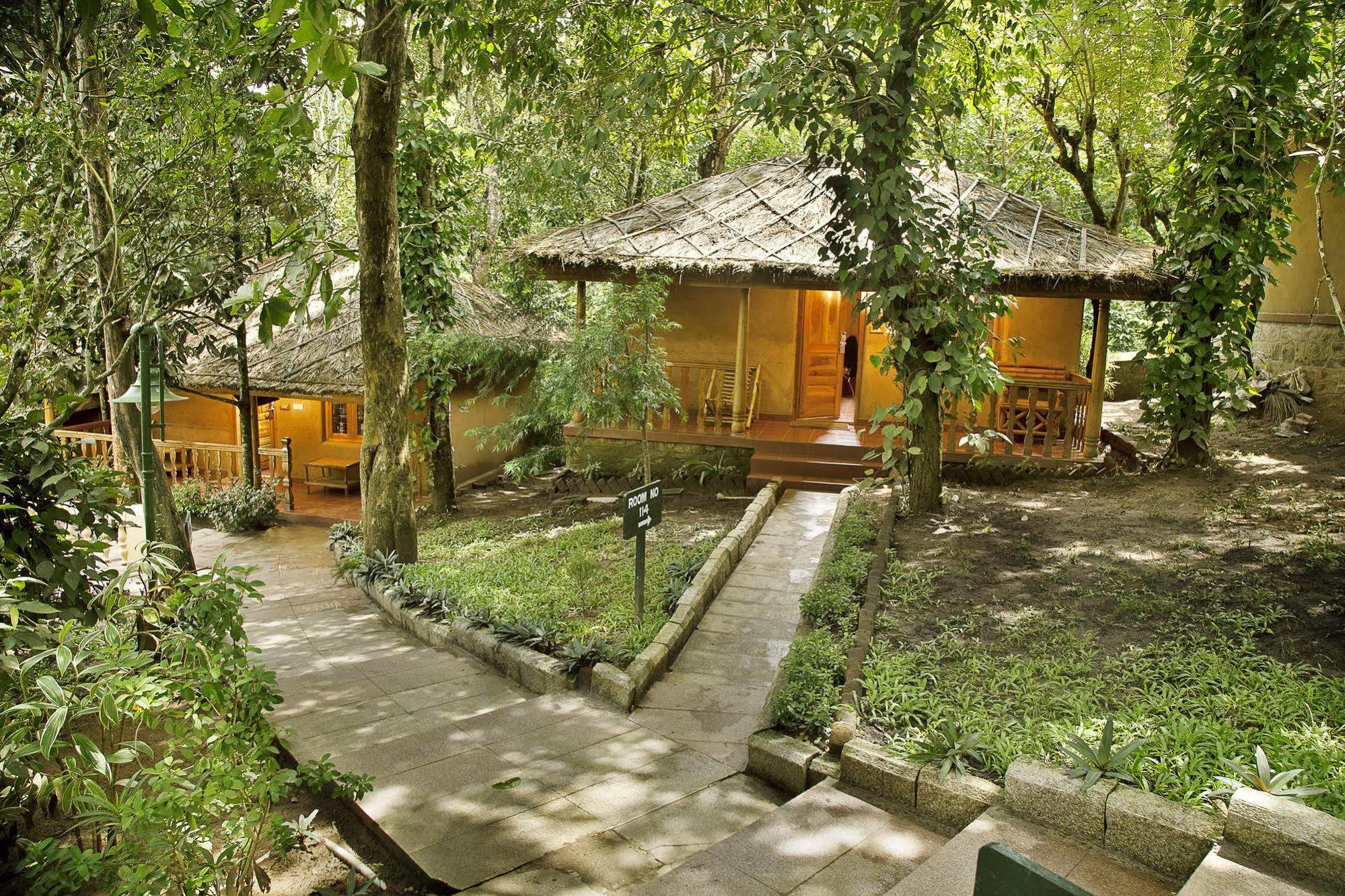 Готель Woods N Spice - Thekkady Kumily Екстер'єр фото